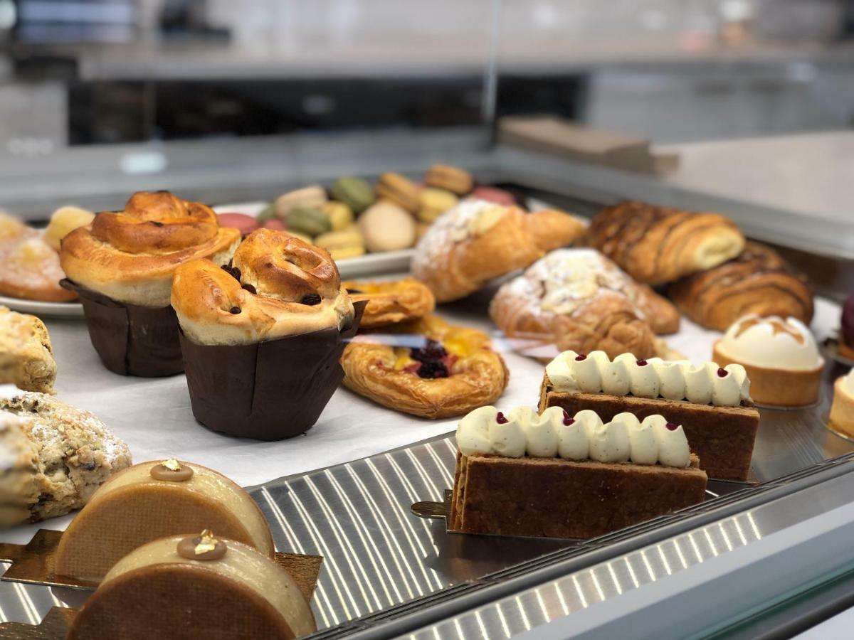 Swiss-Belsuites Victoria Park Auckland Extérieur photo A selection of pastries